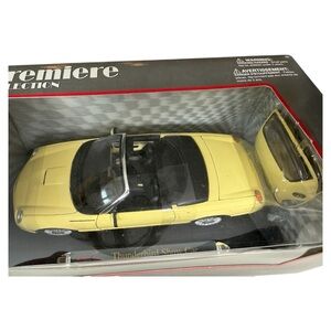 Maisto  premium collection Thunderbird show car